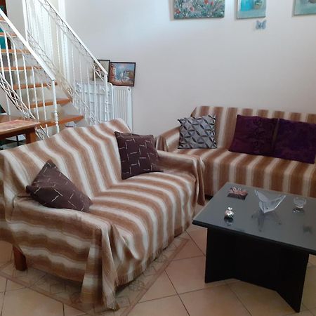 Tzil Home Kyparissia Esterno foto