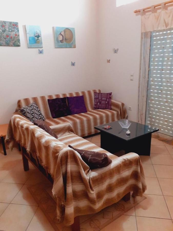 Tzil Home Kyparissia Esterno foto